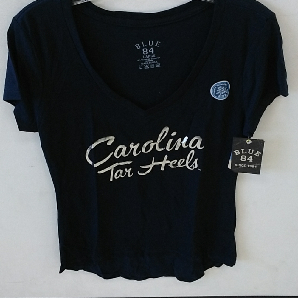 NWT Carolina Tar Heels Navy Blue V-Neck Tee